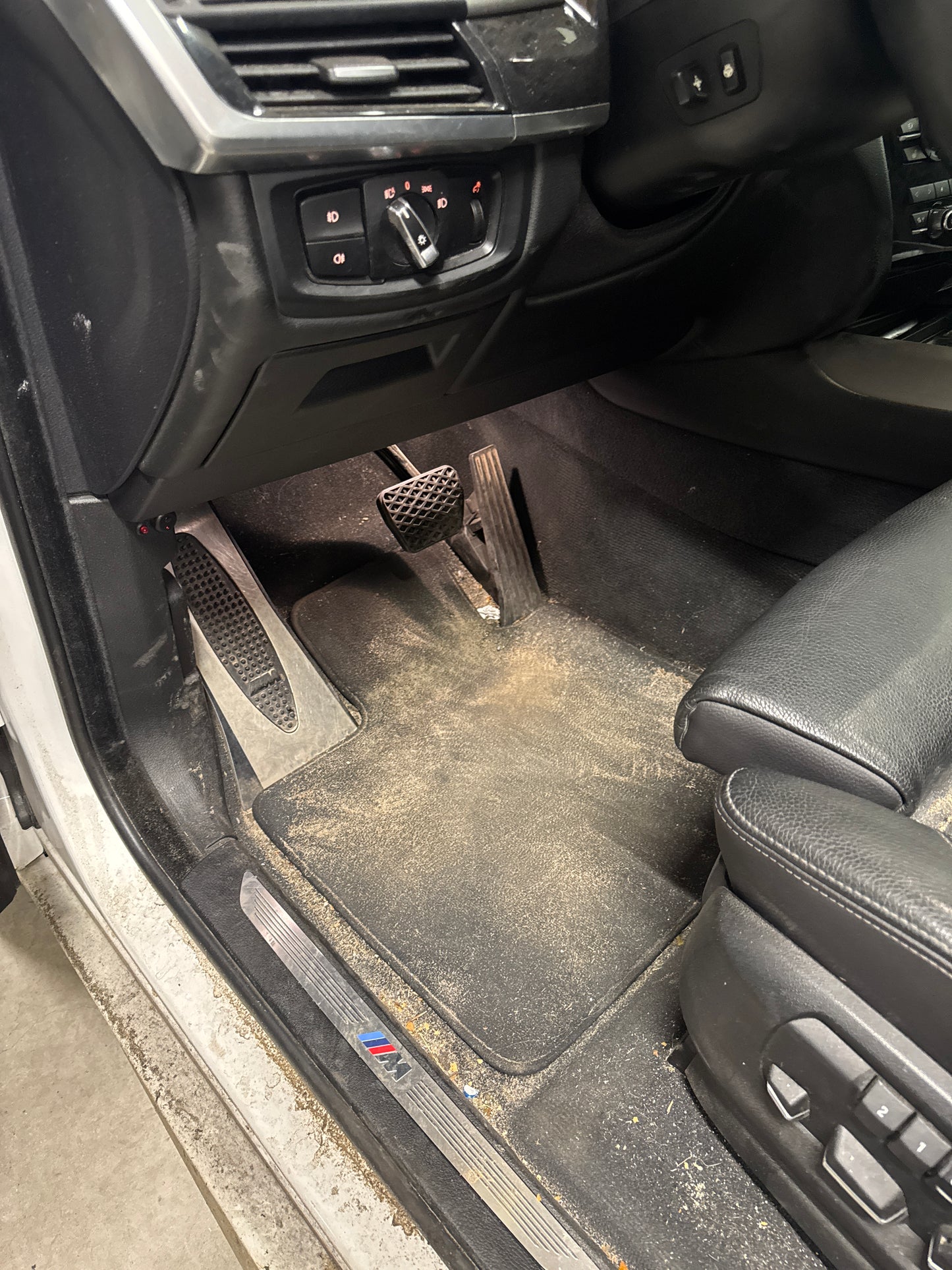 Basis Interieur