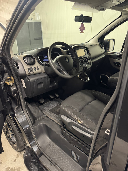 Basis Interieur